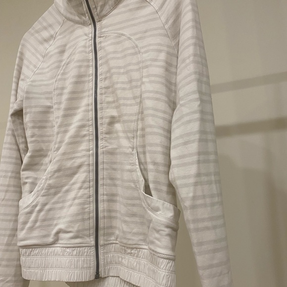 Lululemon zip up. white - Picture 4 of 5